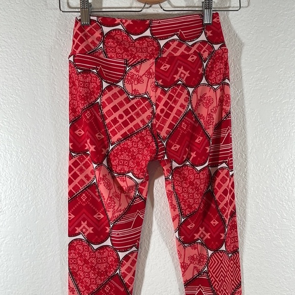 LULAROE Heart Pattern Leggings Red Soft Stretch ONE SIZE - Picture 5 of 8